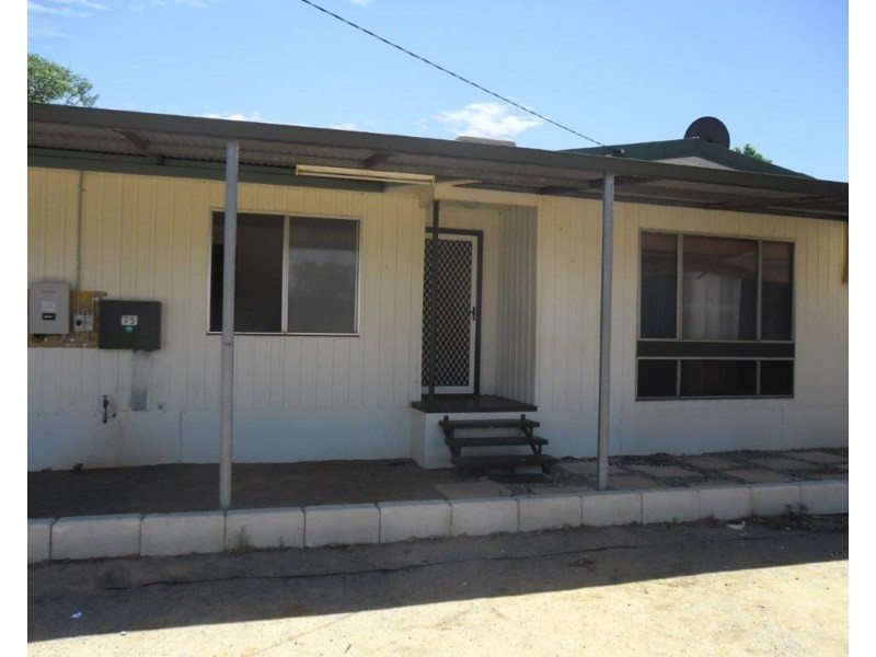 75 Slaughter Street, Three Springs WA 6519