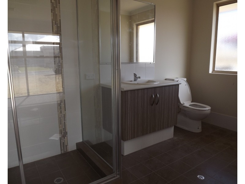 11 Turton Heights, Dongara WA 6525