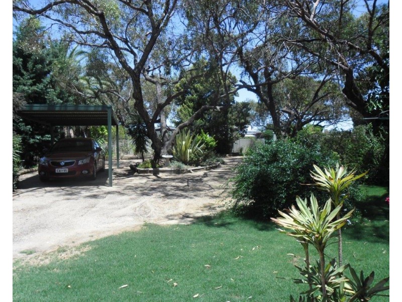 4 Robertson Street, Carnamah WA 6517