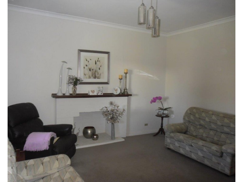 4 Robertson Street, Carnamah WA 6517