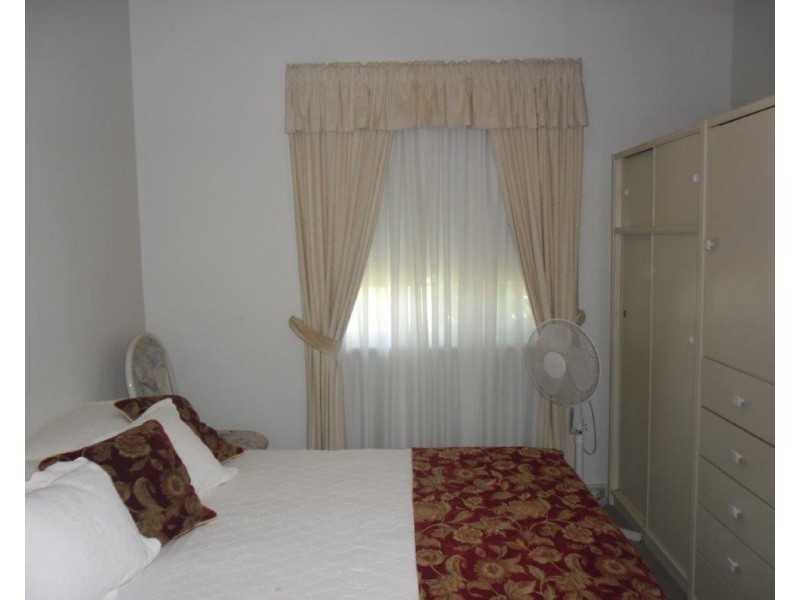 4 Robertson Street, Carnamah WA 6517