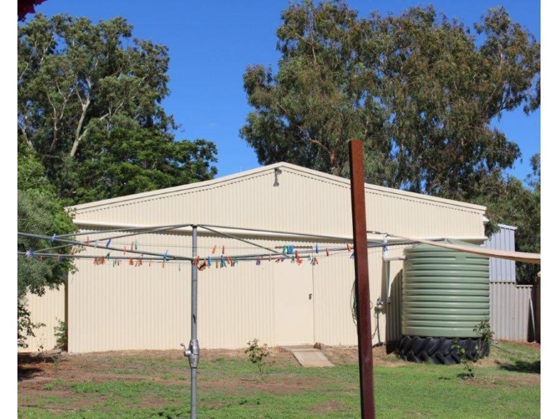 33 Shenton Street, Mingenew WA 6522