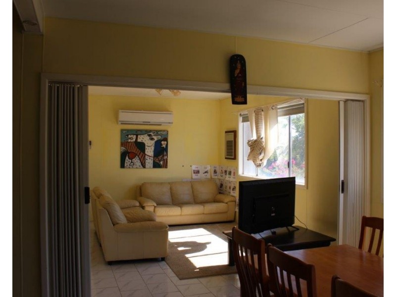 33 Shenton Street, Mingenew WA 6522