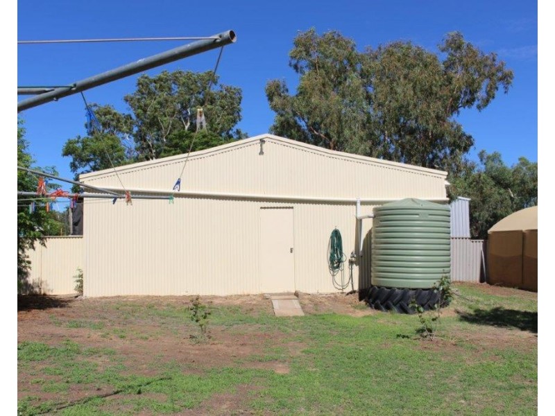 33 Shenton Street, Mingenew WA 6522