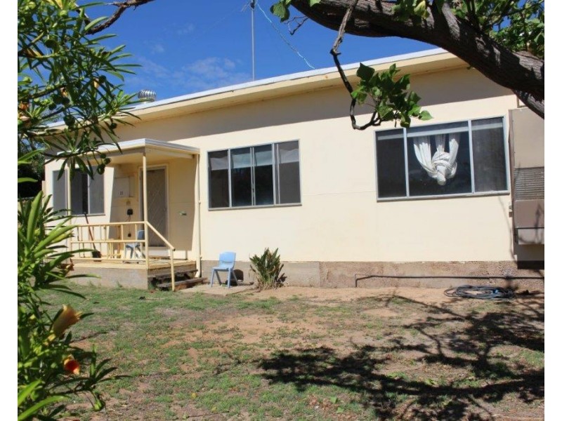 33 Shenton Street, Mingenew WA 6522