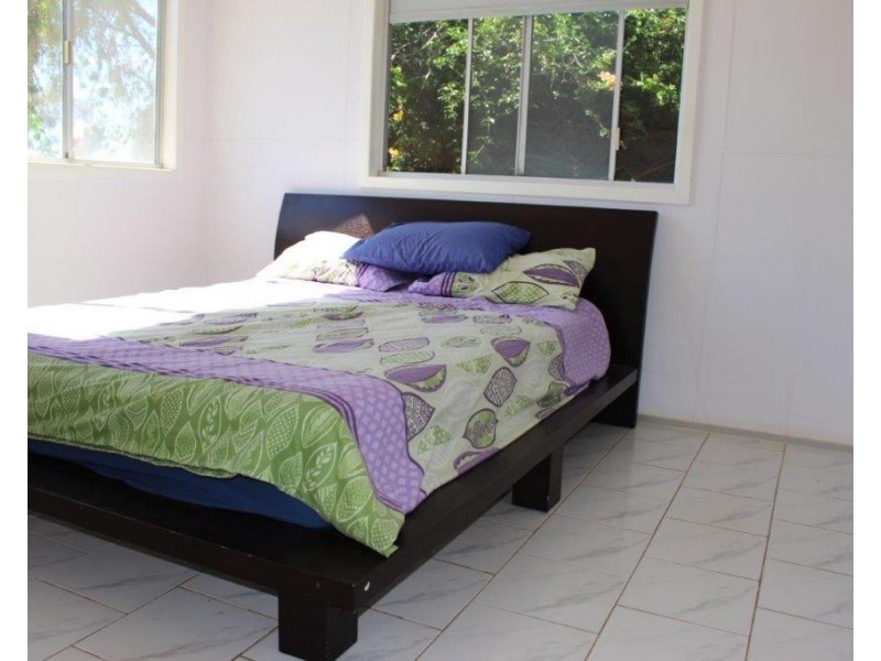 33 Shenton Street, Mingenew WA 6522