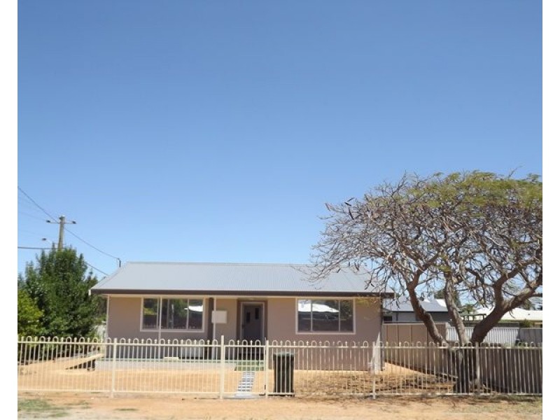 13 HEPBURN Street, Dongara WA 6525