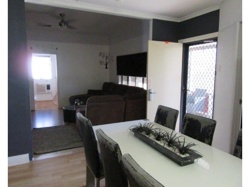 11 Robertson Street, Carnamah WA 6517