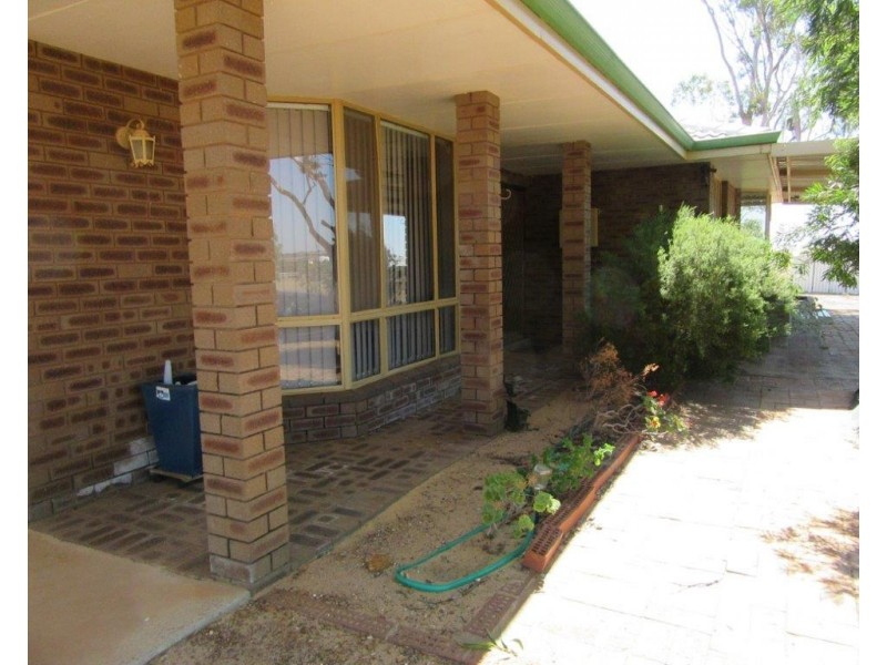 19 Parker Street, Carnamah WA 6517