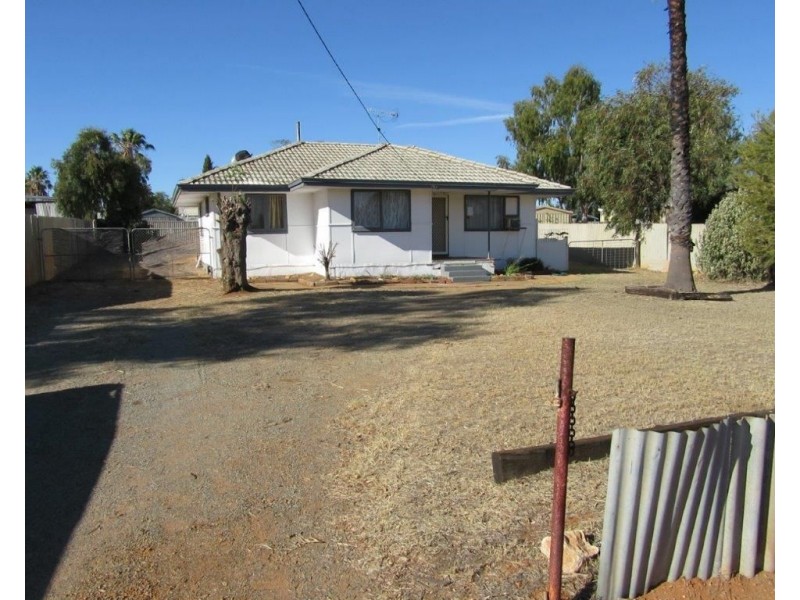3 Hunt Street, Three Springs WA 6519