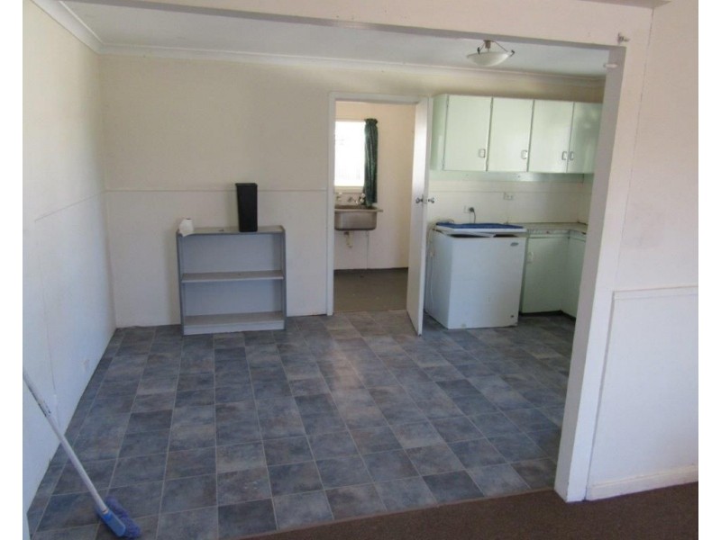 3 Hunt Street, Three Springs WA 6519