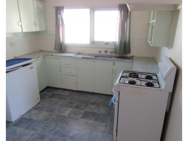 3 Hunt Street, Three Springs WA 6519