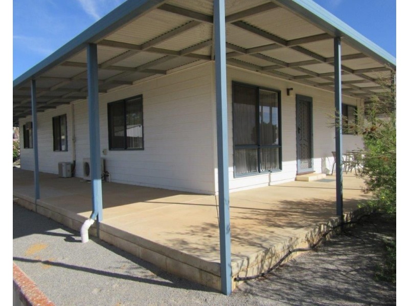 3 Caron Street, Carnamah WA 6517