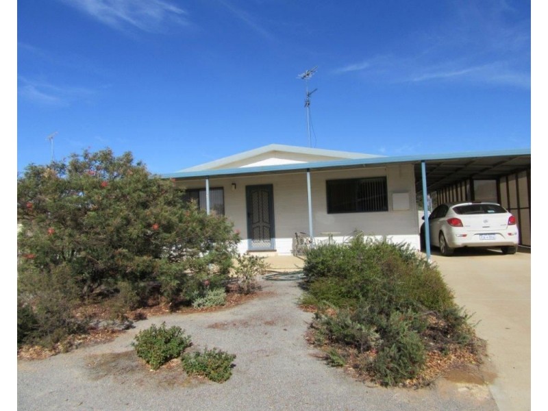 3 Caron Street, Carnamah WA 6517