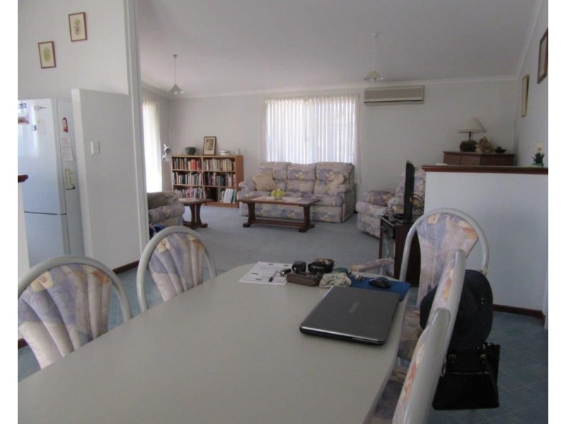 3 Caron Street, Carnamah WA 6517