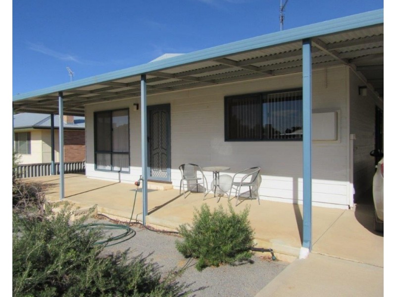 3 Caron Street, Carnamah WA 6517