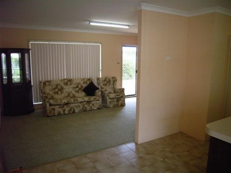 14 Northshore Drive, Dongara WA 6525