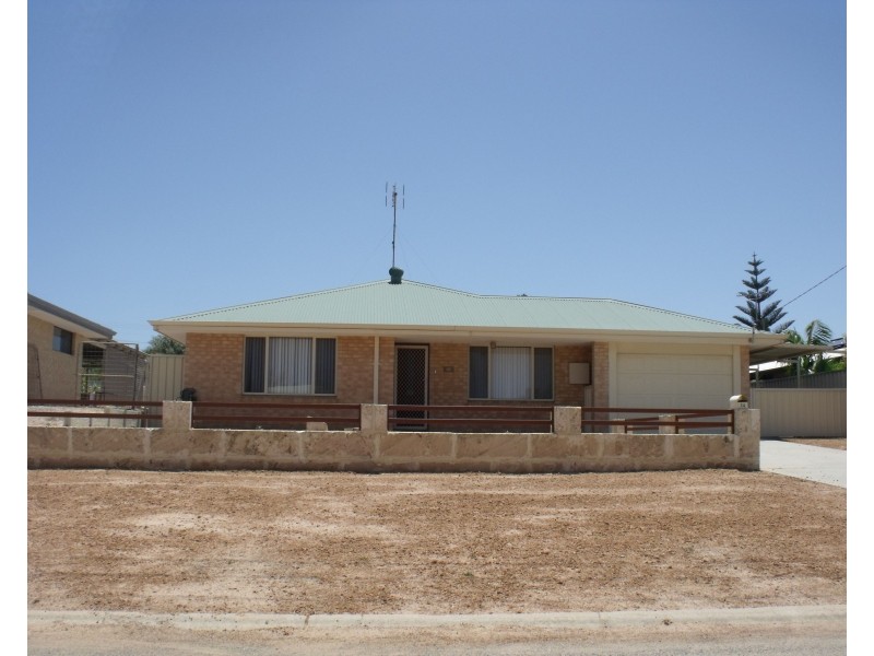 14 Peterwangey Place, Port Denison WA 6525