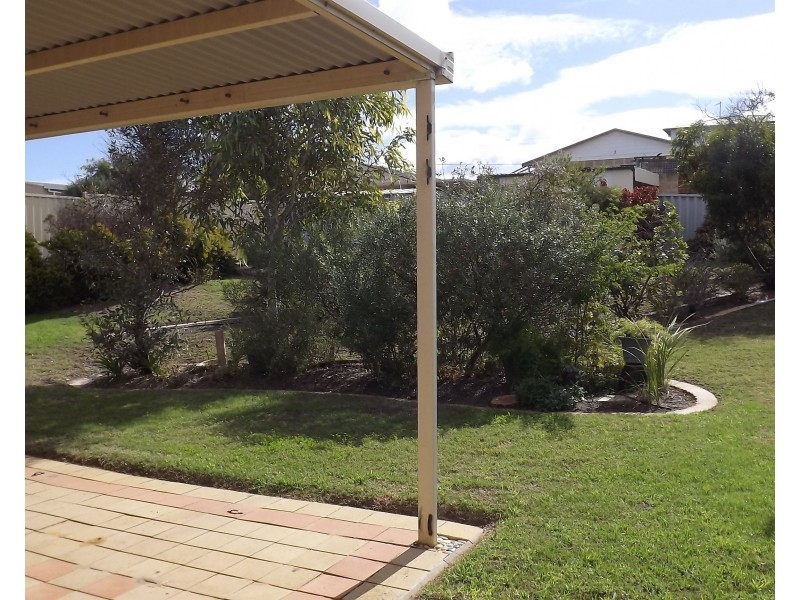 14 Peterwangey Place, Port Denison WA 6525