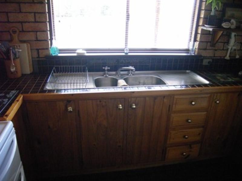 6 Scott Road, Dongara WA 6525