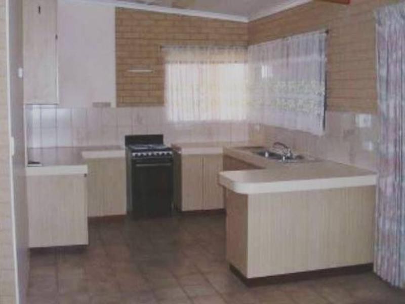 8 Fletcher, Port Denison WA 6525