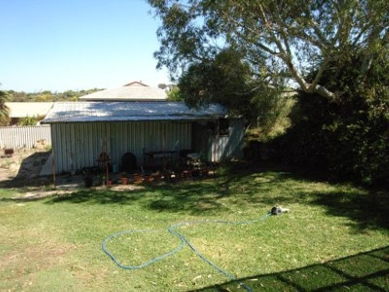 10 Downes Way, Port Denison WA 6525