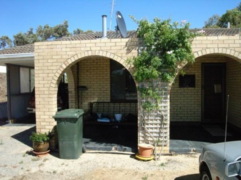 10 Downes Way, Port Denison WA 6525