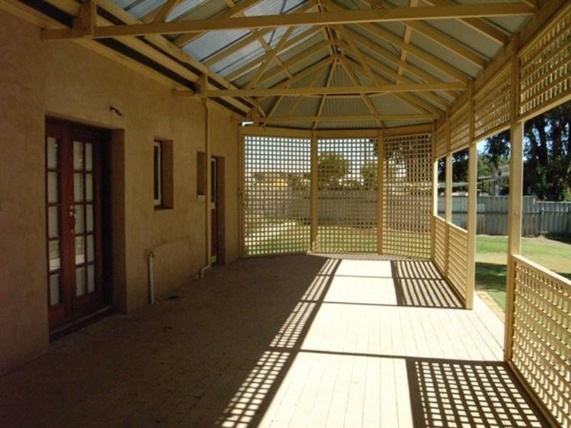 22 Waldeck Street, Dongara WA 6525