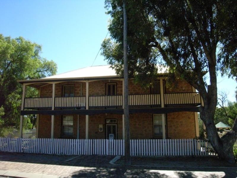 22 Waldeck Street, Dongara WA 6525