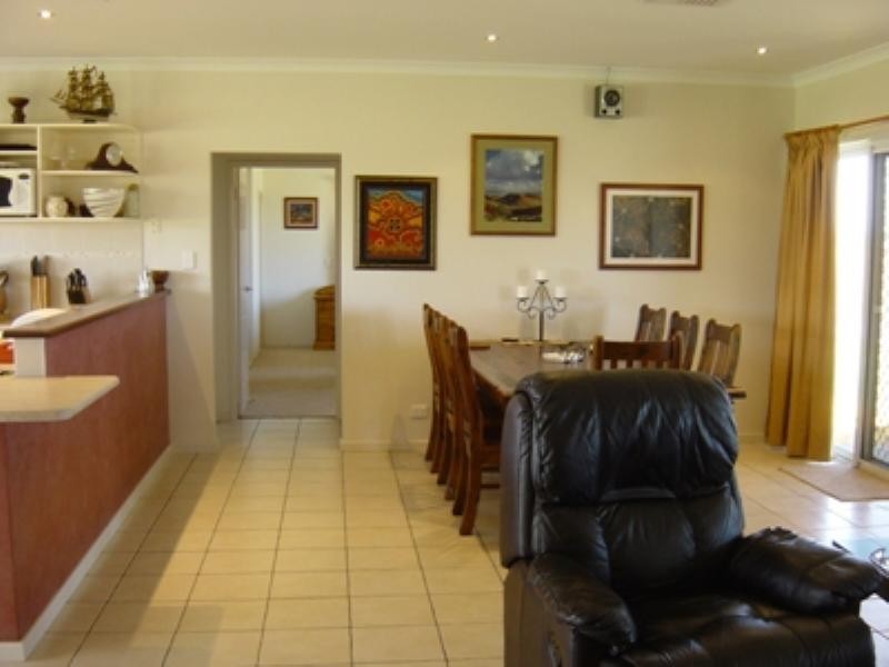 142 Wimpole Road, Dongara WA 6525