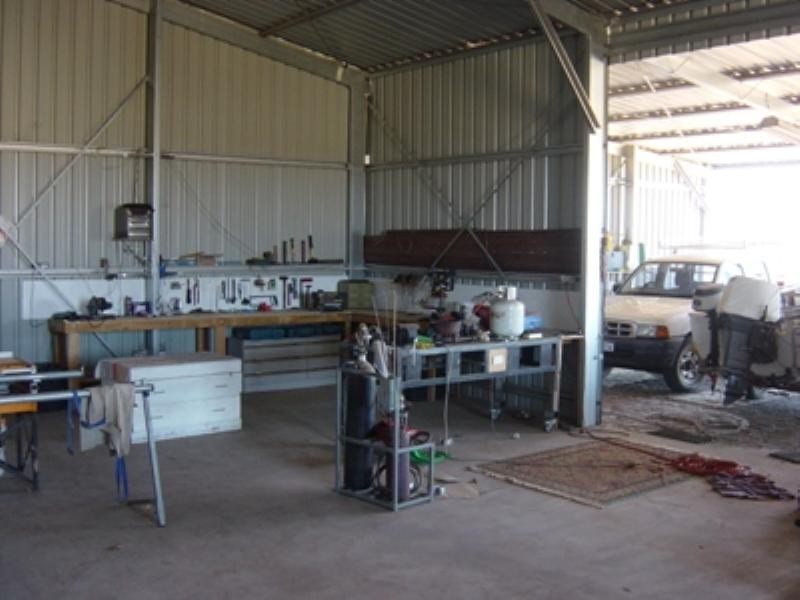 142 Wimpole Road, Dongara WA 6525