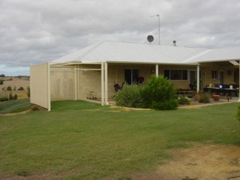 142 Wimpole Road, Dongara WA 6525