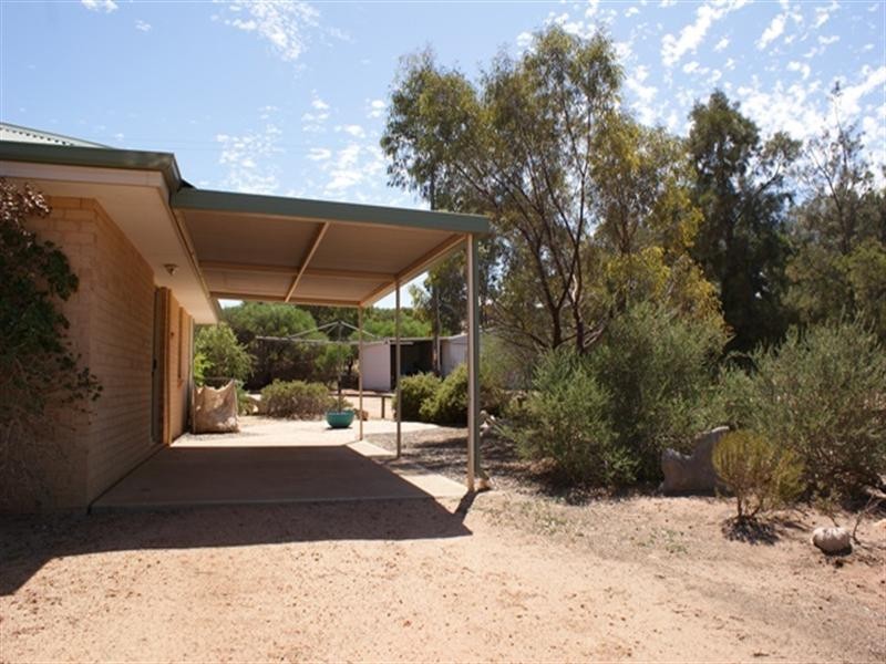 25 Midlands Road Irwin, Dongara WA 6525