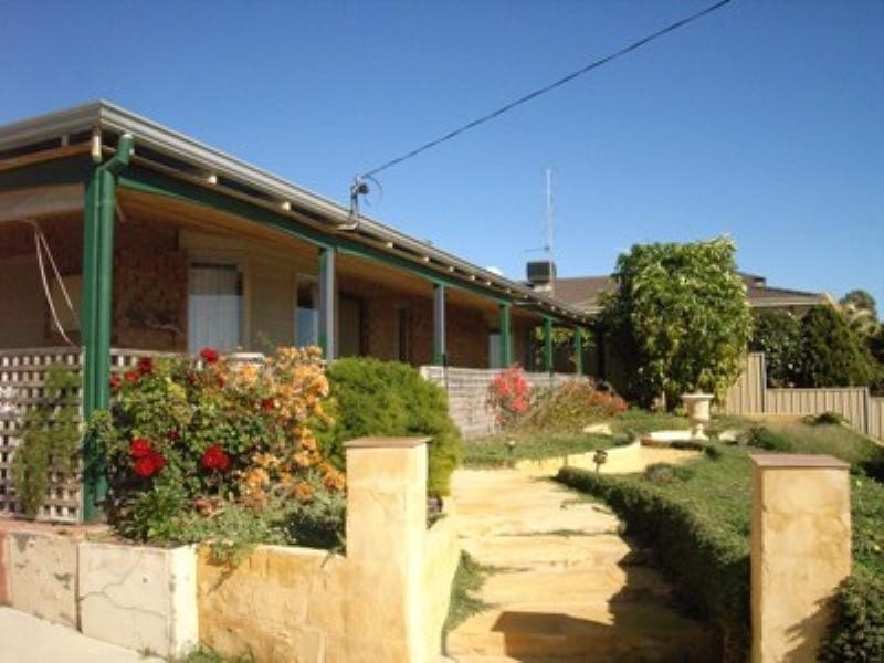 10 Kennedy Heights, Port Denison WA 6525