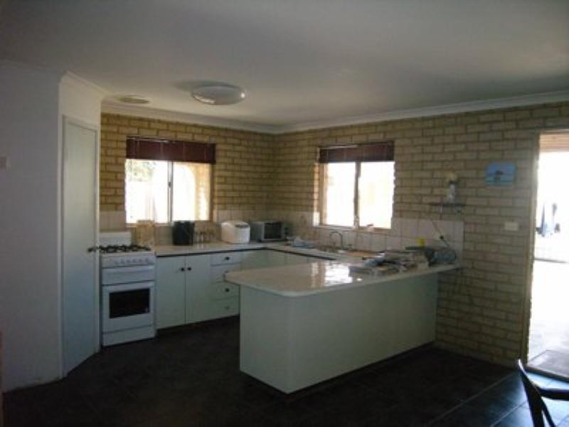 10 Kennedy Heights, Port Denison WA 6525