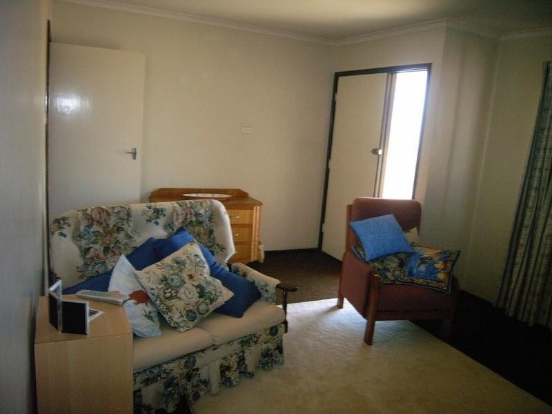 10 Bungaru Road, Port Denison WA 6525