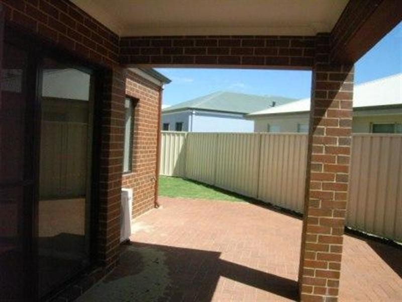 26 Damia Circle, Port Denison WA 6525