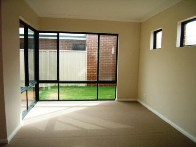 32 Damia Circle, Port Denison WA 6525