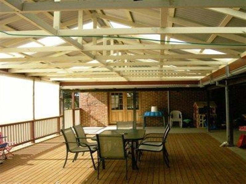 17 Brennand Road, Dongara WA 6525