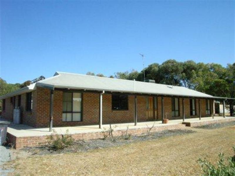 17 Brennand Road, Dongara WA 6525