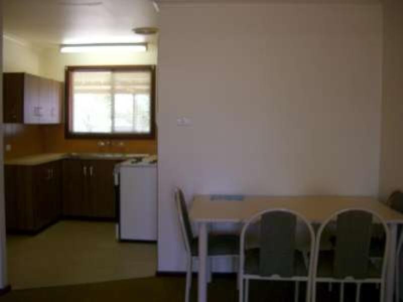 6 A Howard Place, Three Springs WA 6519