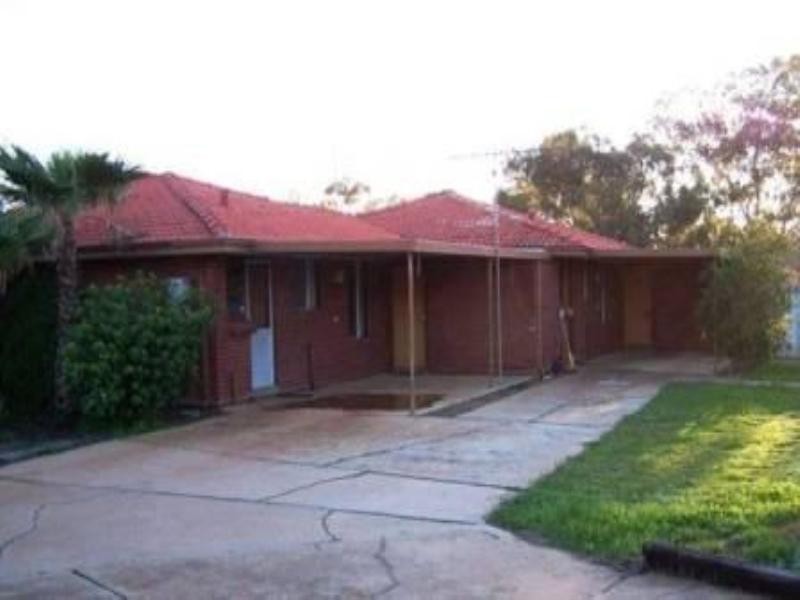 6 A Howard Place, Three Springs WA 6519