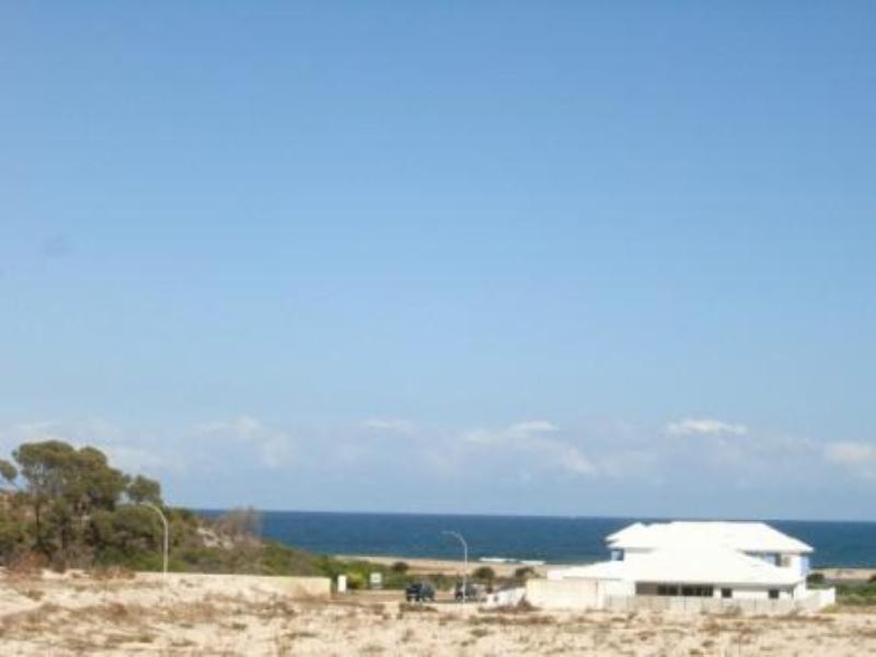 3 Benedictine Drive, Port Denison WA 6525