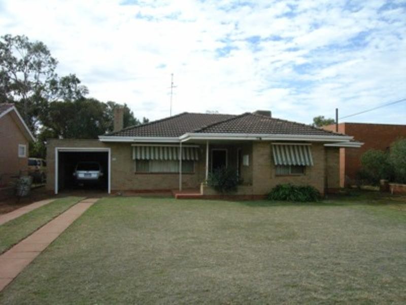 15 Carter Street, Three Springs WA 6519