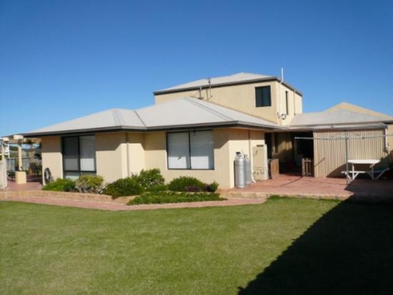 1 Searipple Avenue, Port Denison WA 6525