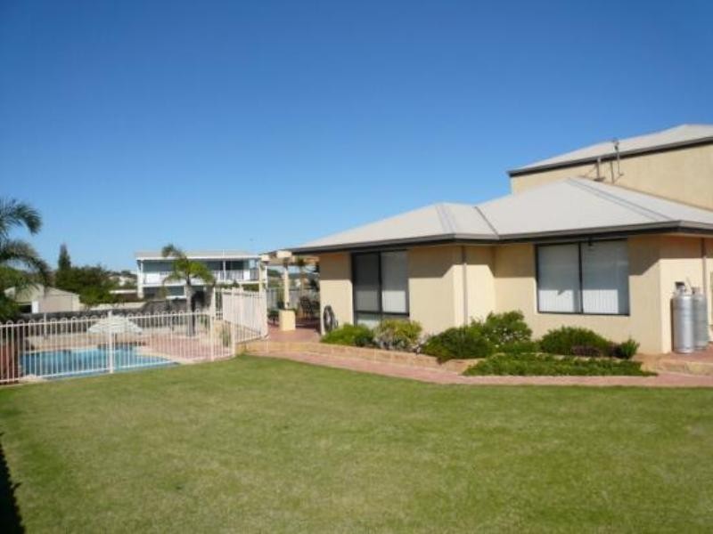 1 Searipple Avenue, Port Denison WA 6525