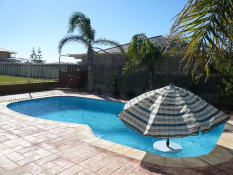 1 Searipple Avenue, Port Denison WA 6525