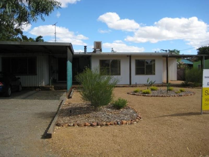 82 WILLIAMSON Street, Three Springs WA 6519