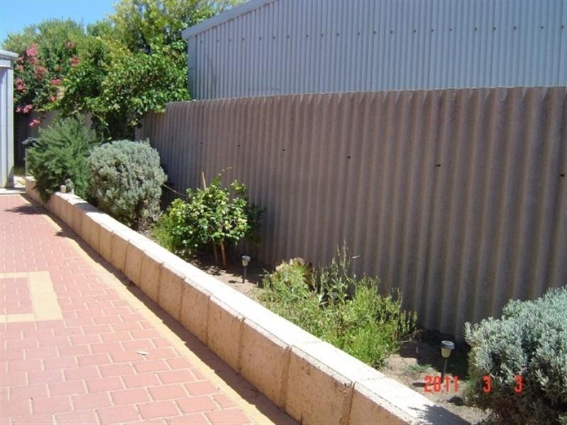 10 Sundew Avenue, Port Denison WA 6525