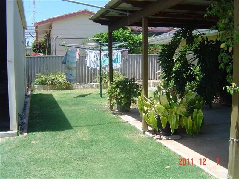 10 Sundew Avenue, Port Denison WA 6525